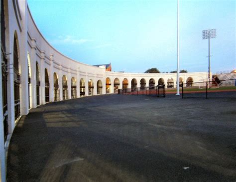 Newark Usa Stunning Schools Stadium Free Museums
