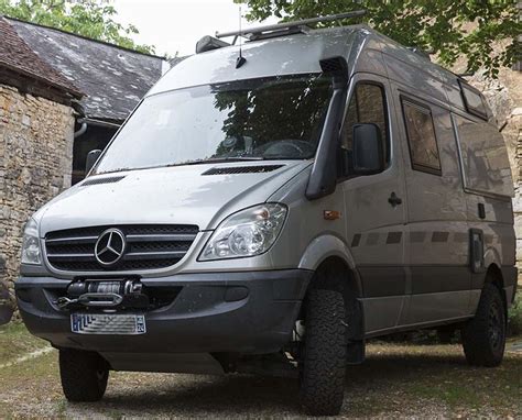 4, nombre de propriétaires précédents: Un p'tit coup d'oeil sur notre Mercedes Sprinter 4x4 ...