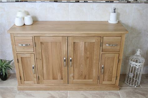 Natural oak vanity cabinets give a lovely, traditional look to any bathroom. Solid Oak Bathroom Storage Unit 402
