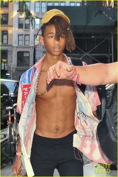Jaden Smith Puts His Abs On Display While Out With Sarah Snyder Photo