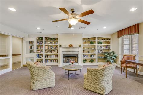 Find and compare nearby senior living communities at i have toured many facilities and the resident rooms are much larger at victorian manor than other facilities in san francisco. Manor at Victoria Park - Avanath Capital Management, LLC.