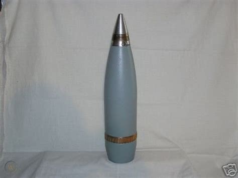 Inert Wwii 105mm M84b1 Smoke Artillery Shell With Fuze 24825907