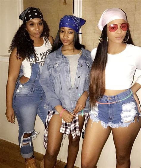 The 2000s saw trendy styles for every level of curl. 90s/ Early 2000s Vibes | 2000s fashion trends, 90s fashion ...