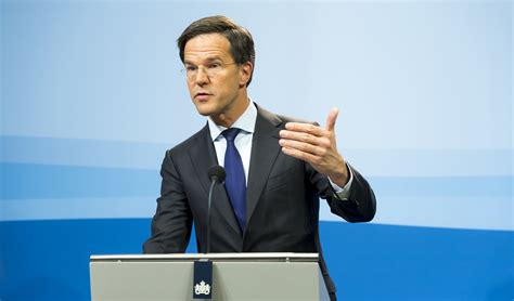 Hierna studeerde ze twee jaar algemene letteren in utrecht. Mark Rutte krijgt kritiek op zijn oproep 'doe normaal of ...