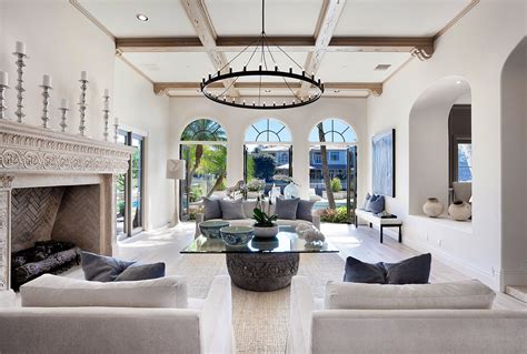 Elegant Mediterranean Style White Living Room Decor Mediterranean