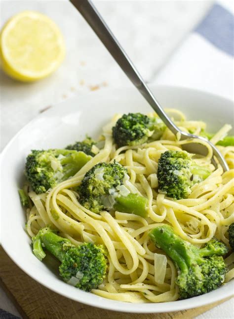 25 Minute Creamy Broccoli Pasta 25g Protein Per Bowl