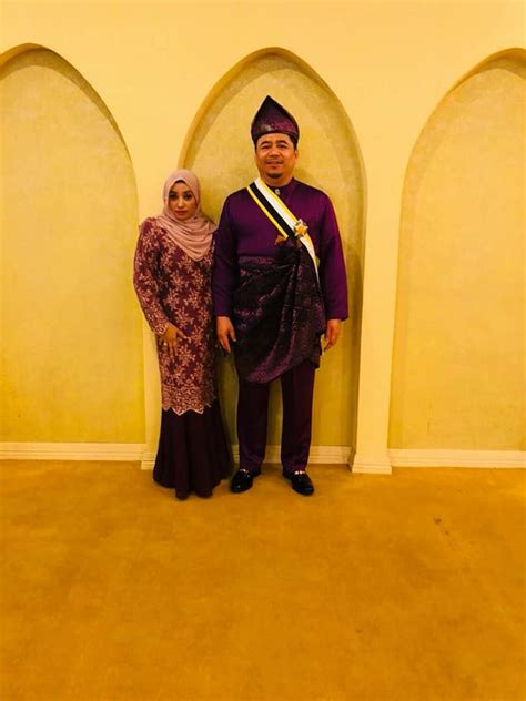 The most esteemed family order of the crown of indra of pahang (malay: Majlis Anugerah Pingat Kebesaran Darjah Indera Mahkota ...