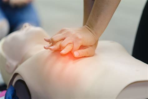 Premiers Secours Une Playlist Pour Sauver Des Vies Top Santé Premiers Secours Massage
