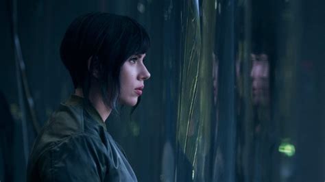 First Look At Scarlett Johansson In Ghost In The Shell Whitewash Edition