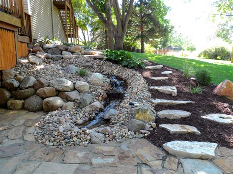 3small whiskey barrel water feature. Small Backyard Water Features | Modern Diy Art Designs