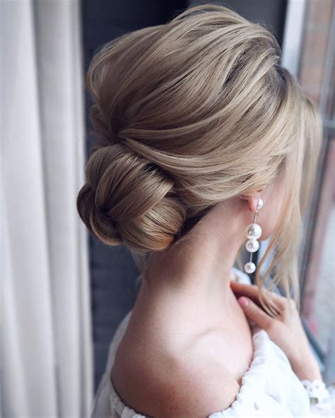 10 Updos For Medium Length Hair Prom And Homecoming