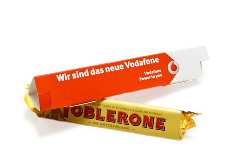 Bewerten sie kabel deutschland wie schon 88 kunden vor ihnen! Lecker! Toblerone Riegel 35 g im bedruckten Werbeschuber ...