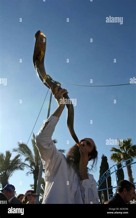 Israel Man Blowing The Shofar Stock Photo Alamy