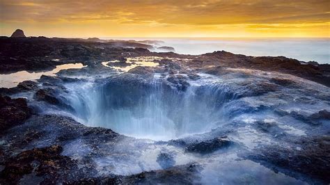 Perfect Sunset At Thors Well On The Oregon Coast Sky Sea Clouds