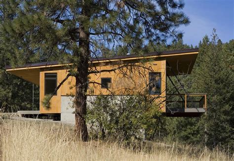 This Elevated Cabin Design Was Done On A Budget Plan