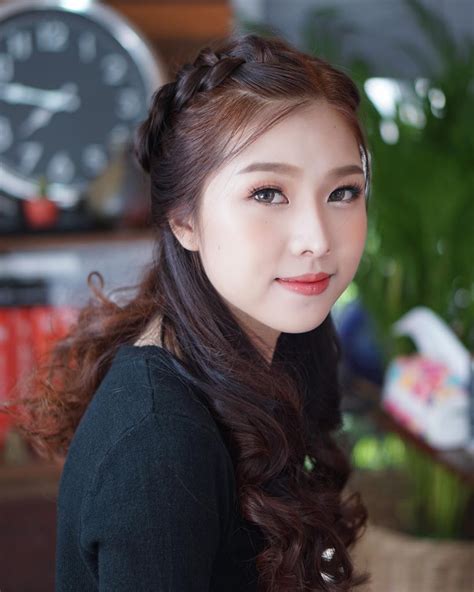 Asian Beauty Look Female Character Inspiration Female Characters Asian Beauty Profile Makeup