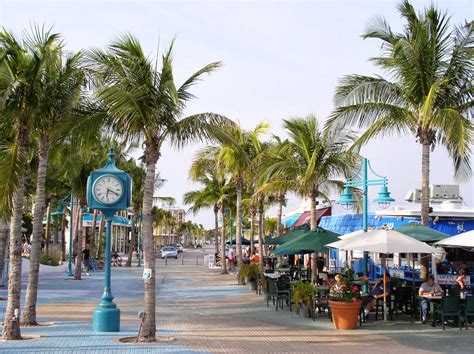 Fort myers beach offers plenty of ways to escape the daily grind. My Fort Myers Beach, My Florida: I. Fort Myers Beach in ...