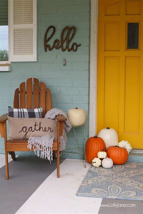40 Amazing Ways To Decorate Your Front Door With Fall Style