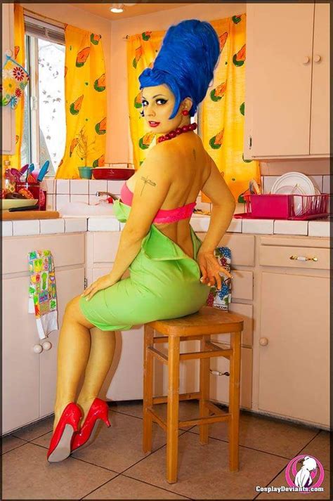 marge simpson cosplay hot cosplay girls pinterest sexy middle and world