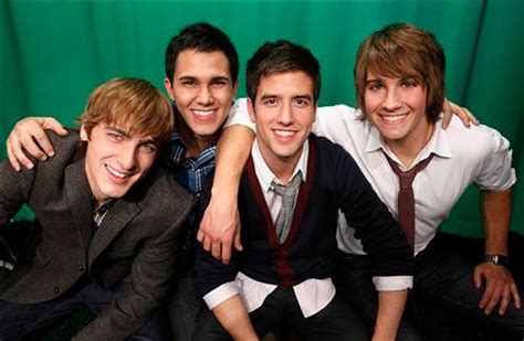 Nickelodeons Big Time Rush Is About Boy Bands Flirting And