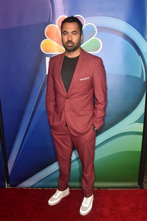 Kal Penn Reveals Engagement To Partner Of 11 Years Discusses Sexuality ‘there’s No Timeline