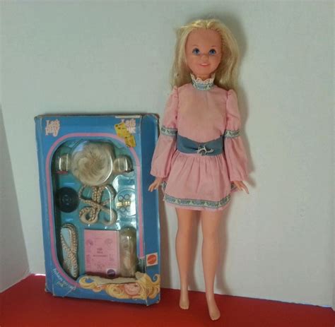 1971 Talking Cynthia 19 Doll W 1971 Fashion Record Pak Mattel