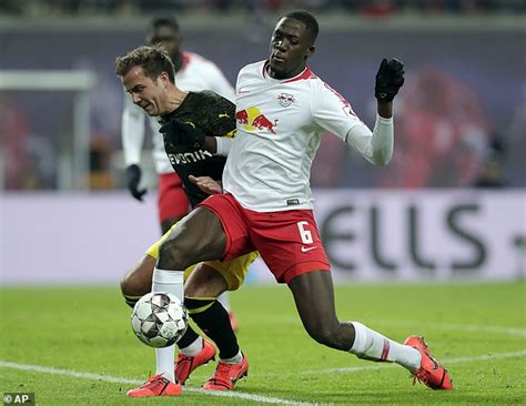 On monday, reports claims that the premier league champions are closing in on a deal. Manchester United 'open Ibrahima Konate talks' despite RB Leipzig defender's injury-hit season ...