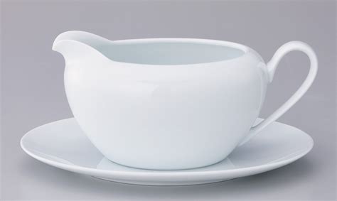 165794941c And 94942 Gravy Boat And Saucer Noritake