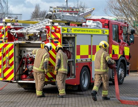 Full Time Firefighters Recruiting Now Northamptonshire Fire And