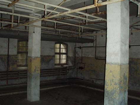 Zwei ehemalige bauernhäuser wurden zu gaskammern umgebaut. Gaskammer Auschwitz | Foto Bugil Bokep 2017