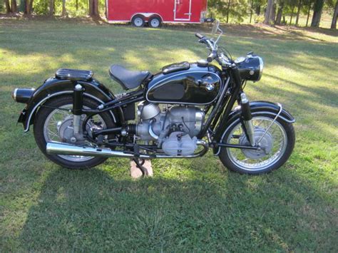 This bike holds up with the best of them, even today. 1964 BMW R69S for sale on 2040-motos