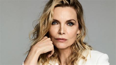 Michelle Pfeiffer Shares Why She Finds Instagram Terrifying