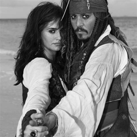 penelope cruz and johny depp pirates of the caribbean pirates of the caribbean penelope cruz
