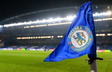 Chelsea are among england's most successful clubs, having won over thirty competitive honours, including six league titles and seven european trophies. Chelsea pensa em "modernizar" seu escudo, afirma jornal ...