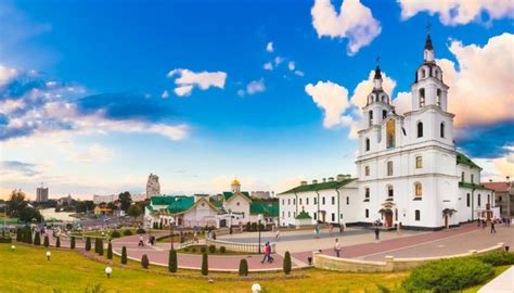 Un Tour Nella Capitale Della Bielorussia Cuore Dellest Europa