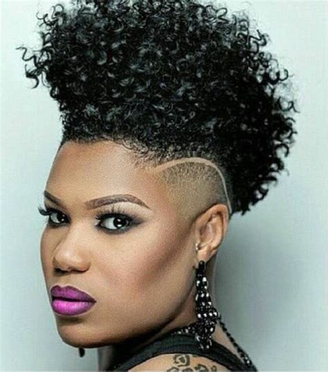 36 Lovely Curly Mohawk Female Should Choose New Natural Hairstyles