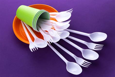 Advantages Of Using Disposable Cutlery