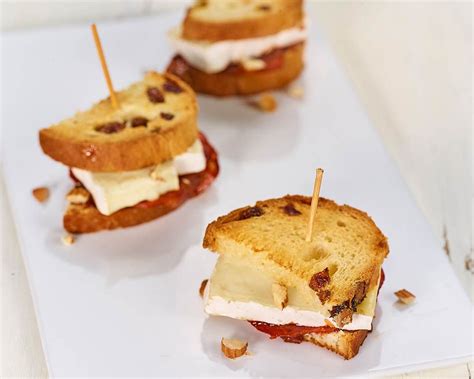 Hapje met chorizo en brie