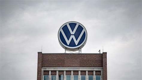 Neues Vw Logo 2019 Volkswagen Versucht Den Imagewandel