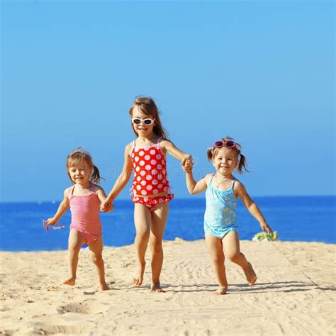 Kids Playing At The Beach Stock Photo Image Of Holiday 20267778
