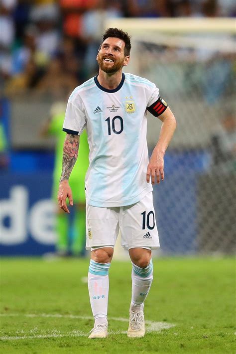 Praia bela messi argentina messi 10 ícone do futebol americano futebol mundial steven gerrard premier league fotos do messi futebol fotos. Imagen sobre Fotos de messi de 10. en The best 10 ever ...