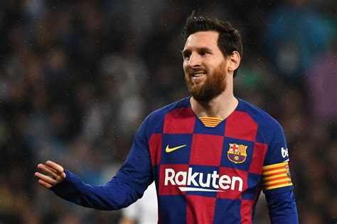 Lionel Messi Says He Is Staying With Barcelona This Season The Star