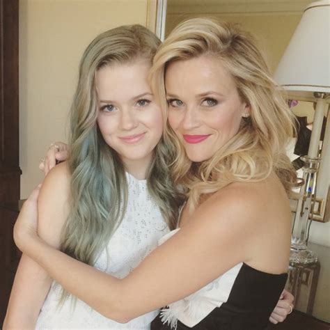 Reese Witherspoon Shows Off Her Mini Me Daughter Ava Phillippe Nz Herald
