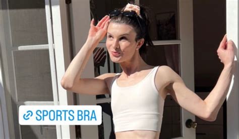 Nike Pays Trans Tiktok Star Dylan Mulvaney To Model Womens Sports