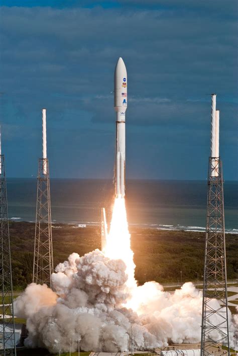 Ingenuity actually has a much more powerful processor on board than even the perseverance rover itself, and that's because it intends to gather massive amounts of data about what happens during its flight test so that it can transmit that to the rover, which then leapfrogs the information back to earth. 2020-07-30 Atlas V 541 | Mars 2020 (Perseverance rover ...