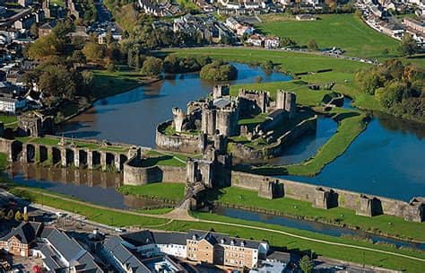 The country has scenic mountains and coasts, imposing castles, and much of britain's industrial heritage. Caerphilly Castle - Wikipedia