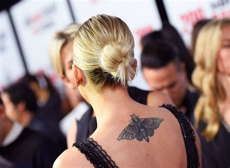 See How Kaley Cuoco Covered Up The Wedding Tattoo She Now Regrets Glamour