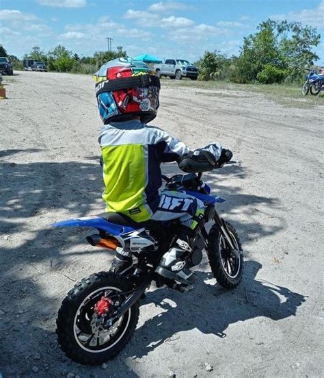 Syx Moto Holeshot 50cc Mini Dirt Bike Gas Powered 2 Stroke Off Road Pit