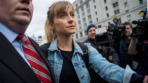 Was Allison Mack Brainwashed To Become A Nxivm Leader Film Daily