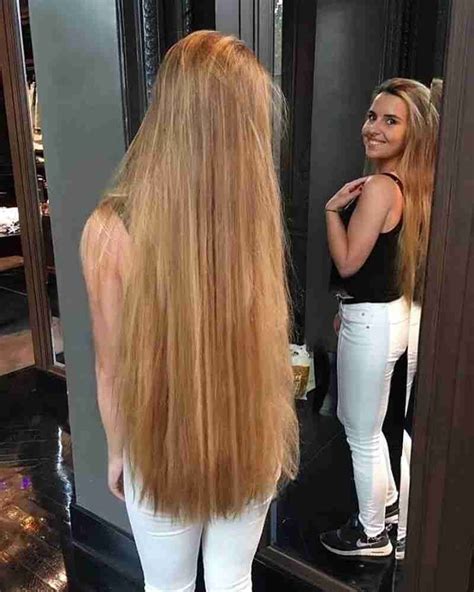 World Record For Fastest Growing Hair Long Hair Styles Really Long Hair Sexy Long Hair